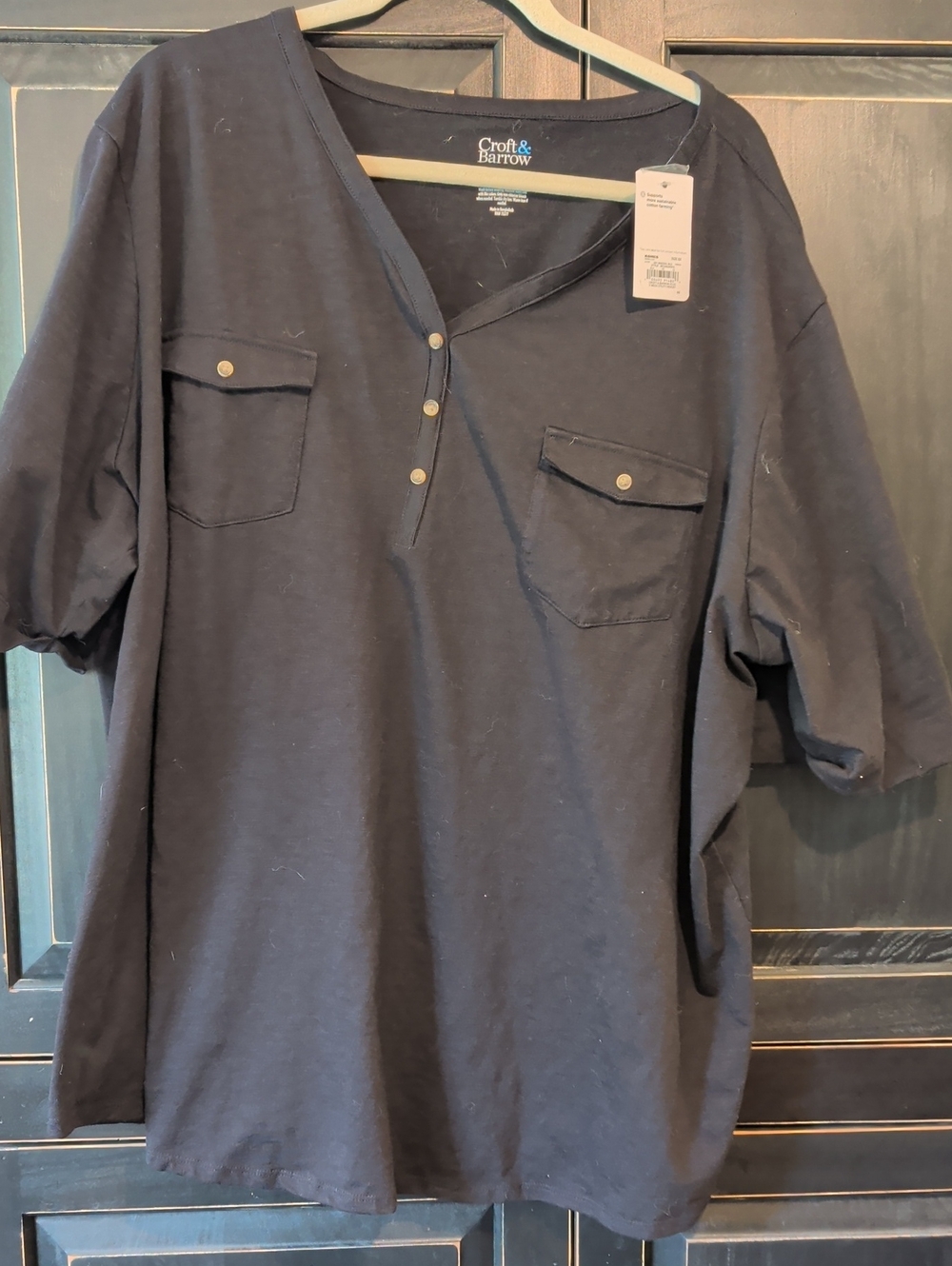 croft & barrow Black Short Sleeve Henley with Chest Flap Pockets